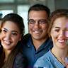 Team di supporto professionale che sorride